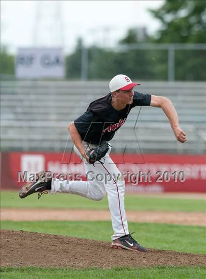 Thumbnail 2 in Roseville vs. Stillwater (Section 4AAA Playoffs) photogallery.