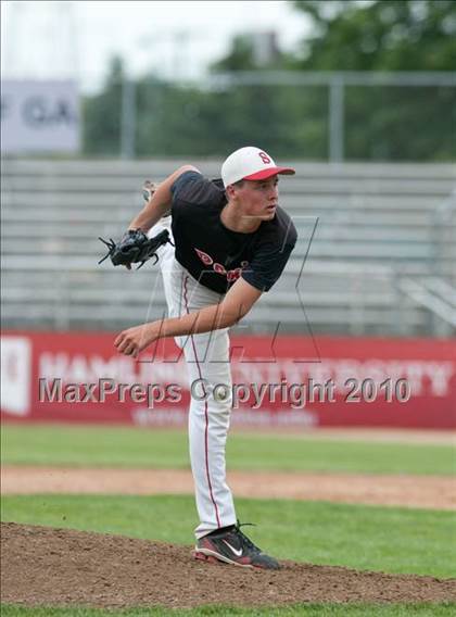 Thumbnail 1 in Roseville vs. Stillwater (Section 4AAA Playoffs) photogallery.