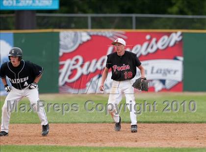 Thumbnail 3 in Roseville vs. Stillwater (Section 4AAA Playoffs) photogallery.