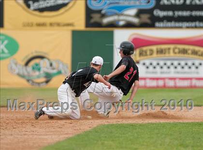 Thumbnail 1 in Roseville vs. Stillwater (Section 4AAA Playoffs) photogallery.