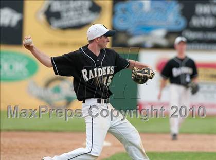 Thumbnail 3 in Roseville vs. Stillwater (Section 4AAA Playoffs) photogallery.