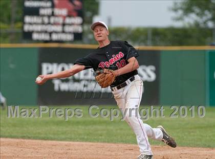 Thumbnail 2 in Roseville vs. Stillwater (Section 4AAA Playoffs) photogallery.