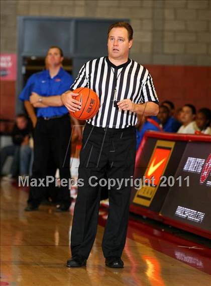 Thumbnail 1 in Long Beach Poly vs. Bishop Gorman (Nike Extravaganza) photogallery.