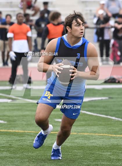 Thumbnail 2 in San Jacinto vs. El Toro (Surf City Passing Tournament) photogallery.