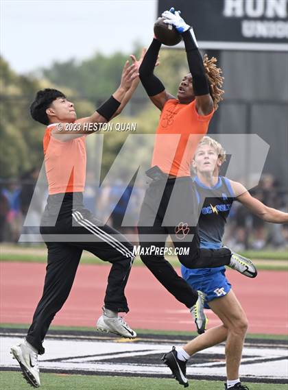 Thumbnail 3 in San Jacinto vs. El Toro (Surf City Passing Tournament) photogallery.