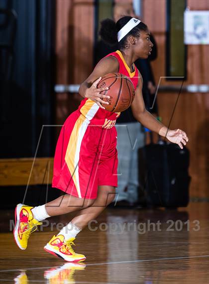 Thumbnail 1 in Dobie [J. Frank] vs Yates [Jack] (McDomald's Texas Invitational) photogallery.