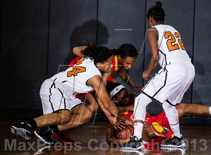 Thumbnail 2 in Dobie [J. Frank] vs Yates [Jack] (McDomald's Texas Invitational) photogallery.