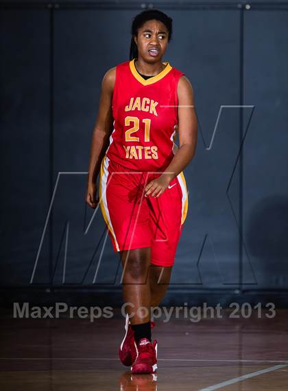 Thumbnail 2 in Dobie [J. Frank] vs Yates [Jack] (McDomald's Texas Invitational) photogallery.