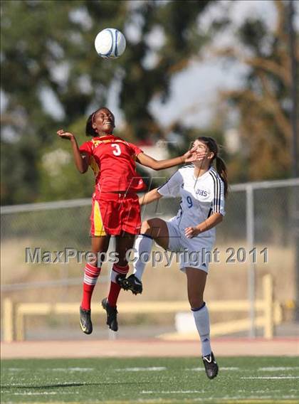 Thumbnail 1 in St. Francis vs Davis (CIF SJS D1 Final) photogallery.