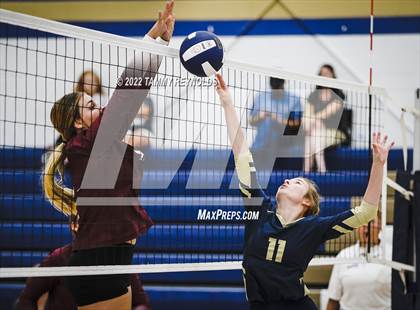Thumbnail 3 in Perrin-Whitt vs Saint Jo photogallery.