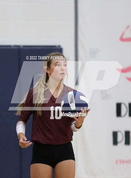 Thumbnail 2 in Perrin-Whitt vs Saint Jo photogallery.