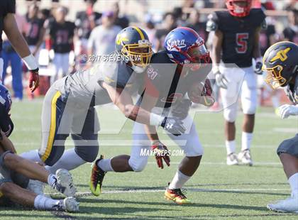 Thumbnail 1 in Serra vs. Punahou (Honor Bowl) photogallery.