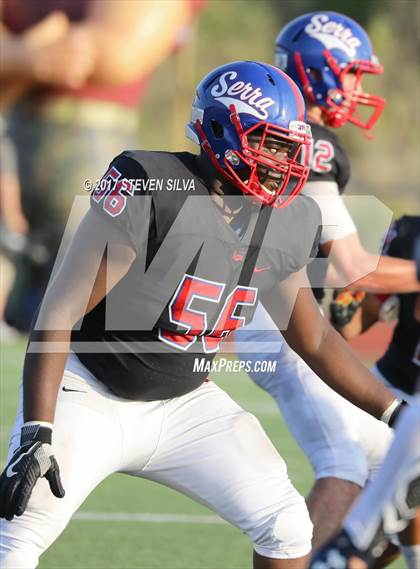 Thumbnail 3 in Serra vs. Punahou (Honor Bowl) photogallery.