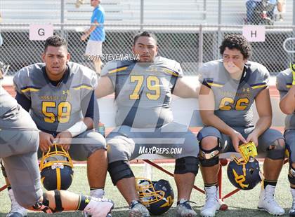 Thumbnail 3 in Serra vs. Punahou (Honor Bowl) photogallery.