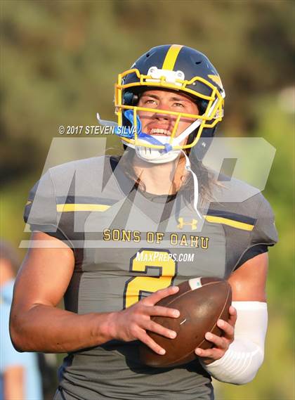 Thumbnail 1 in Serra vs. Punahou (Honor Bowl) photogallery.