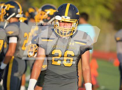 Thumbnail 1 in Serra vs. Punahou (Honor Bowl) photogallery.