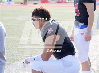 Thumbnail 1 in Serra vs. Punahou (Honor Bowl) photogallery.
