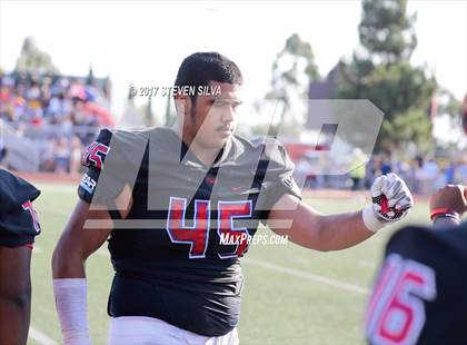 Thumbnail 3 in Serra vs. Punahou (Honor Bowl) photogallery.