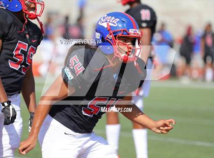 Thumbnail 2 in Serra vs. Punahou (Honor Bowl) photogallery.