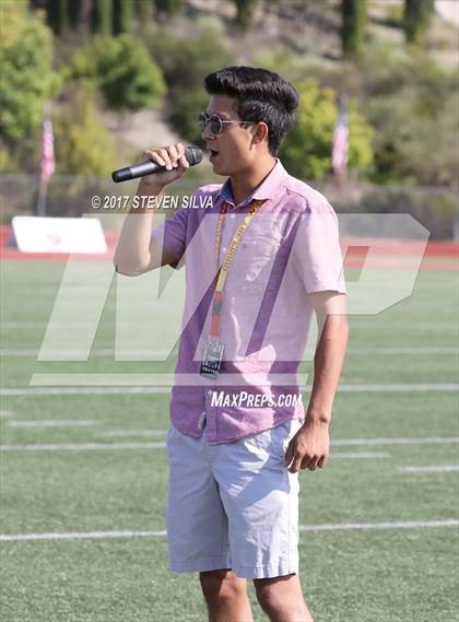 Thumbnail 1 in Serra vs. Punahou (Honor Bowl) photogallery.