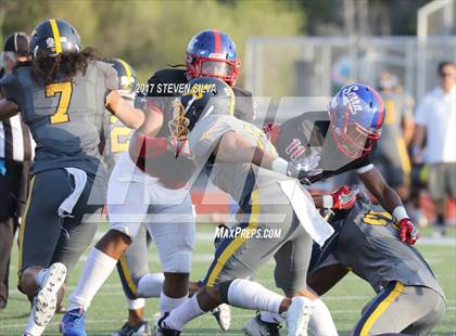 Thumbnail 1 in Serra vs. Punahou (Honor Bowl) photogallery.