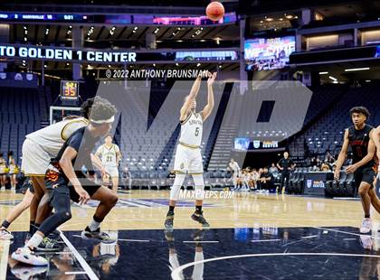 Thumbnail 3 in Lathrop vs. Marysville photogallery.
