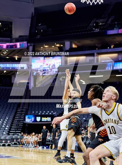 Thumbnail 3 in Lathrop vs. Marysville photogallery.