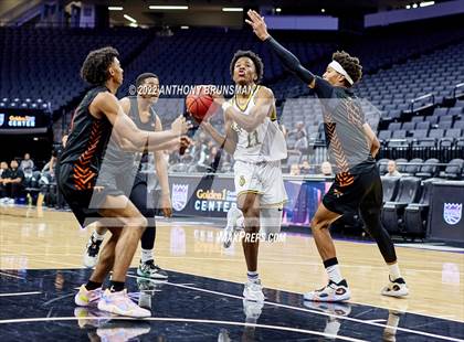 Thumbnail 2 in Lathrop vs. Marysville photogallery.