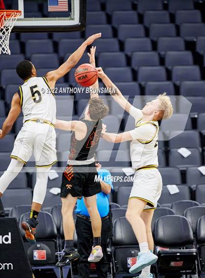 Thumbnail 1 in Lathrop vs. Marysville photogallery.
