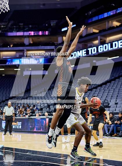 Thumbnail 2 in Lathrop vs. Marysville photogallery.