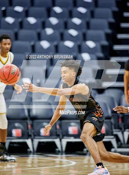 Thumbnail 2 in Lathrop vs. Marysville photogallery.