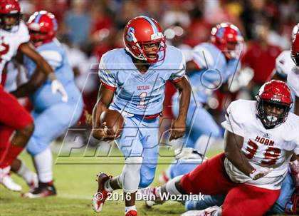 Thumbnail 2 in Skyline vs. Horn (Cotton Bowl Stadium Prep Showcase) photogallery.