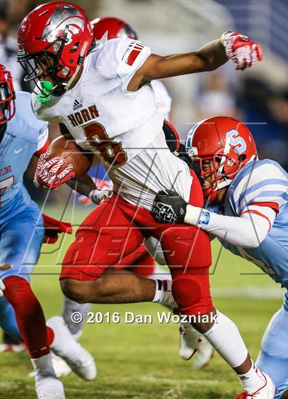 Thumbnail 1 in Skyline vs. Horn (Cotton Bowl Stadium Prep Showcase) photogallery.