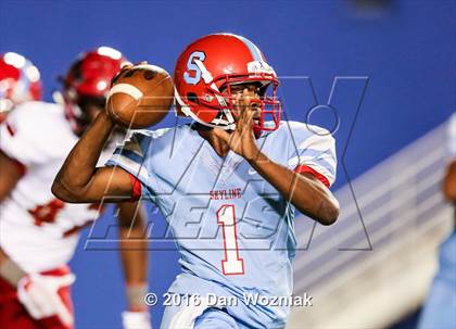 Thumbnail 1 in Skyline vs. Horn (Cotton Bowl Stadium Prep Showcase) photogallery.
