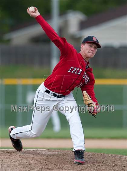 Thumbnail 2 in Apple Valley @ Eden Prairie photogallery.