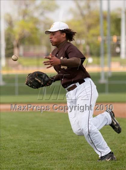 Thumbnail 1 in Apple Valley @ Eden Prairie photogallery.