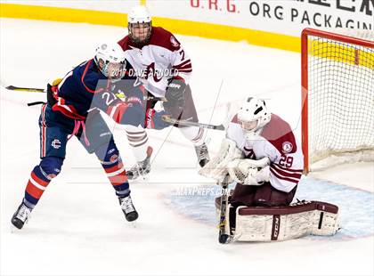 Thumbnail 3 in Central Catholic vs. Arlington (MIAA Division 1A Final) photogallery.
