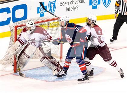Thumbnail 3 in Central Catholic vs. Arlington (MIAA Division 1A Final) photogallery.