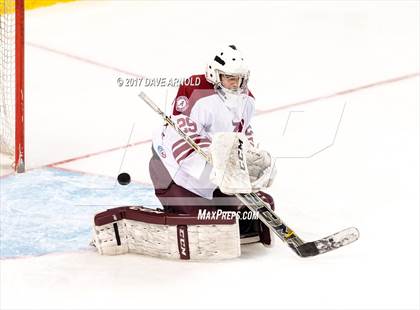 Thumbnail 2 in Central Catholic vs. Arlington (MIAA Division 1A Final) photogallery.