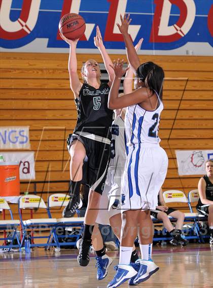 Thumbnail 1 in Colfax vs. Capital Christian (Lady Bulldogs Winter Classic) photogallery.