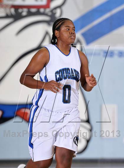 Thumbnail 2 in Colfax vs. Capital Christian (Lady Bulldogs Winter Classic) photogallery.