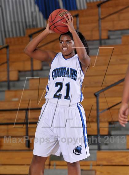 Thumbnail 2 in Colfax vs. Capital Christian (Lady Bulldogs Winter Classic) photogallery.