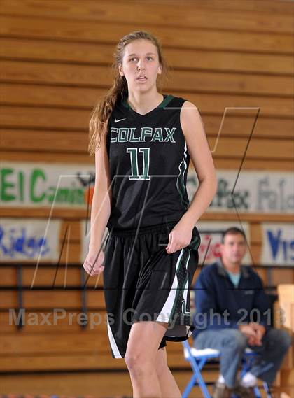 Thumbnail 2 in Colfax vs. Capital Christian (Lady Bulldogs Winter Classic) photogallery.