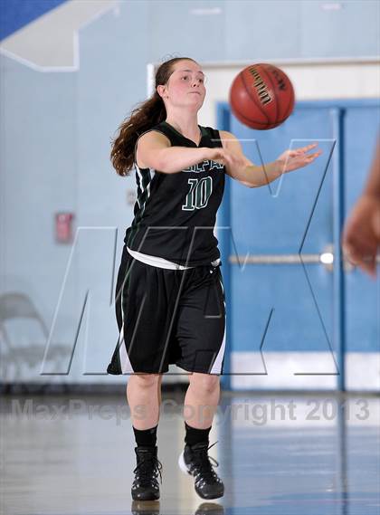 Thumbnail 1 in Colfax vs. Capital Christian (Lady Bulldogs Winter Classic) photogallery.
