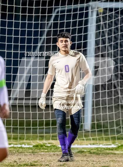 Thumbnail 3 in Lemoore @ Highland (CIF CS D3 Semifinal) photogallery.