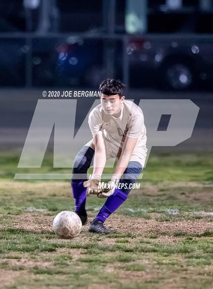 Thumbnail 3 in Lemoore @ Highland (CIF CS D3 Semifinal) photogallery.