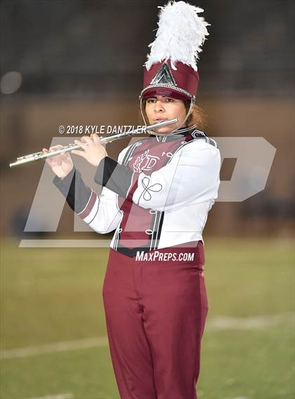 Thumbnail 1 in De Leon vs. Wolfe City (UIL 2A Division 1 Region 2 Area) photogallery.
