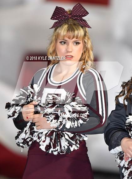 Thumbnail 1 in De Leon vs. Wolfe City (UIL 2A Division 1 Region 2 Area) photogallery.