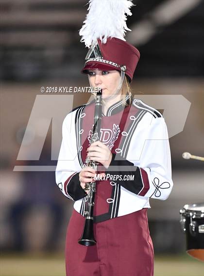 Thumbnail 1 in De Leon vs. Wolfe City (UIL 2A Division 1 Region 2 Area) photogallery.