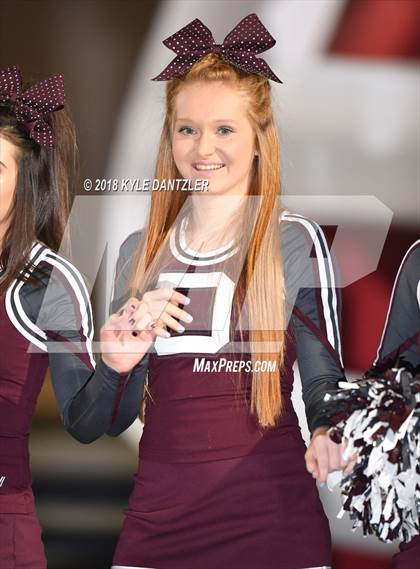 Thumbnail 3 in De Leon vs. Wolfe City (UIL 2A Division 1 Region 2 Area) photogallery.